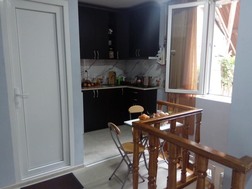 Tbilisi Downtown Guest House מראה חיצוני תמונה